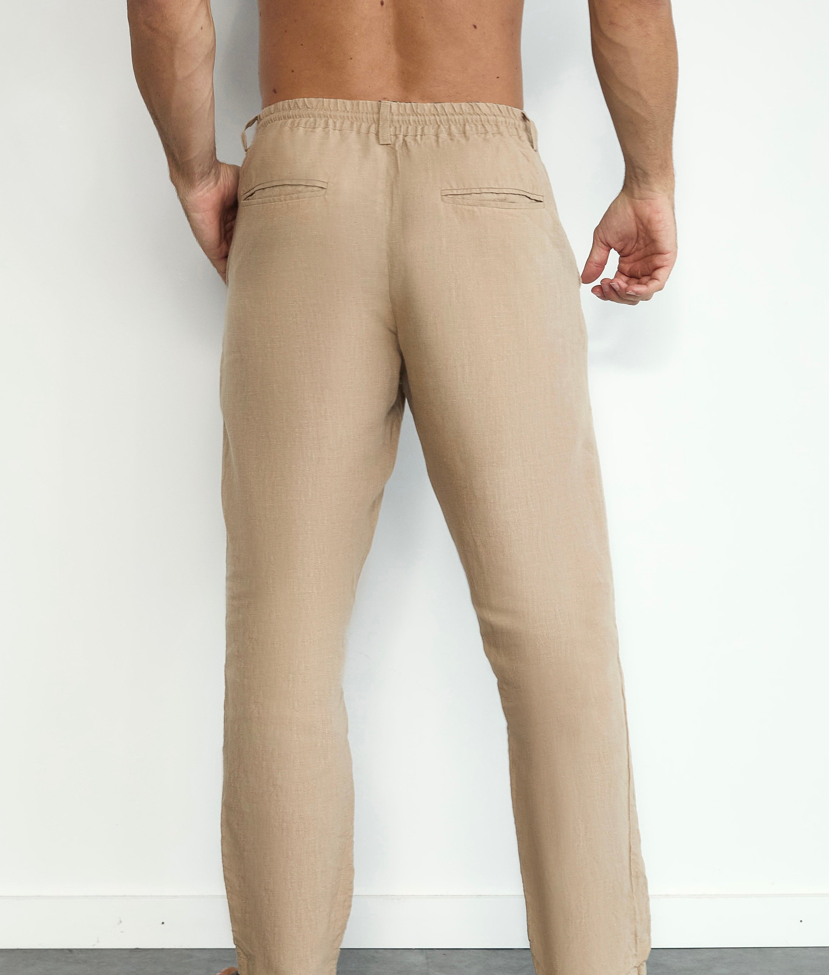 Etalon Perfect Beige Linen Pant - men's linen pants back pockets, back view