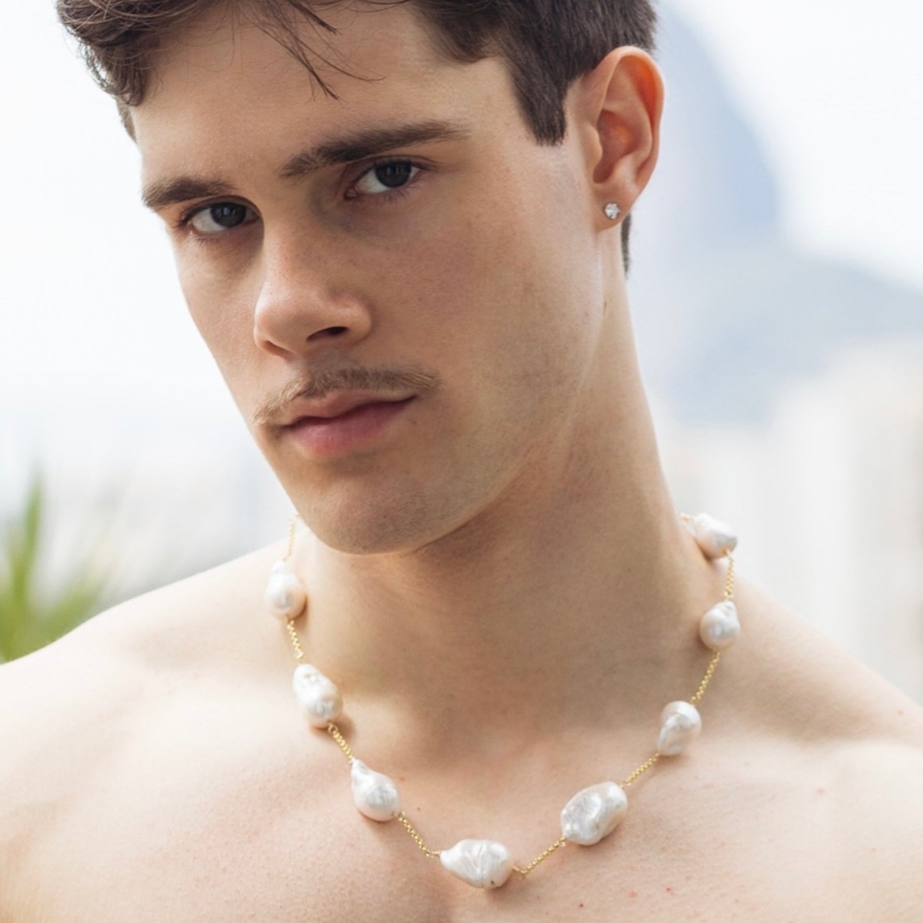 Etalon Stringed Pearl Necklace - men's baroque freshwater pearl necklace on gold-plated chain, front view