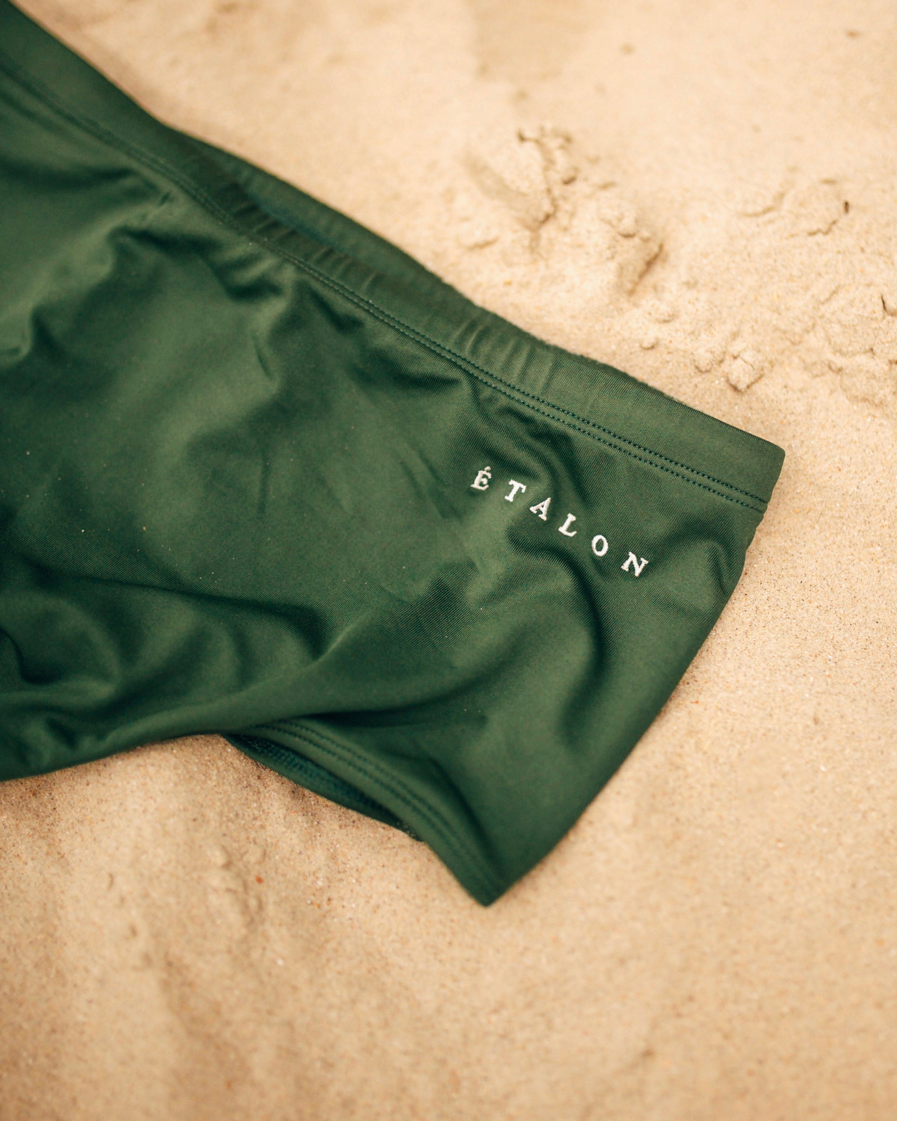 Étalon Olive Swim Sunga - men's swimwear waistband branding detail