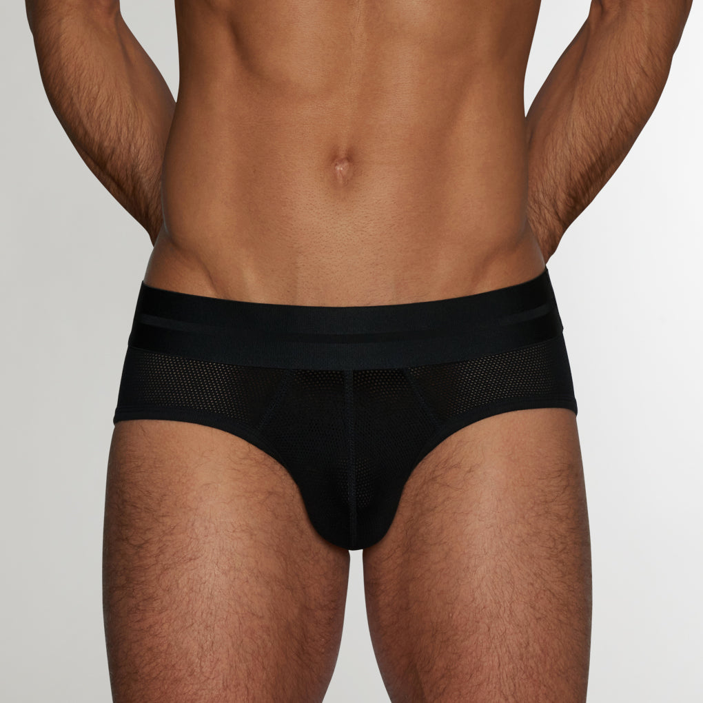 C-IN2 Scrimmage Low Rise Brief Bob-black