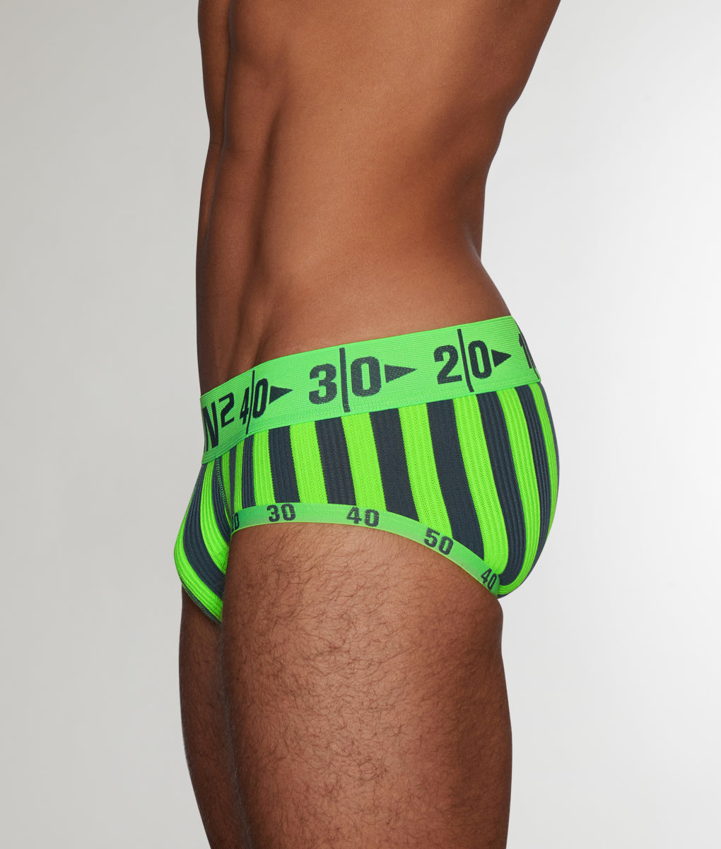 C-IN2 Hard Brief C-IN2 Hard Brief Garth-green