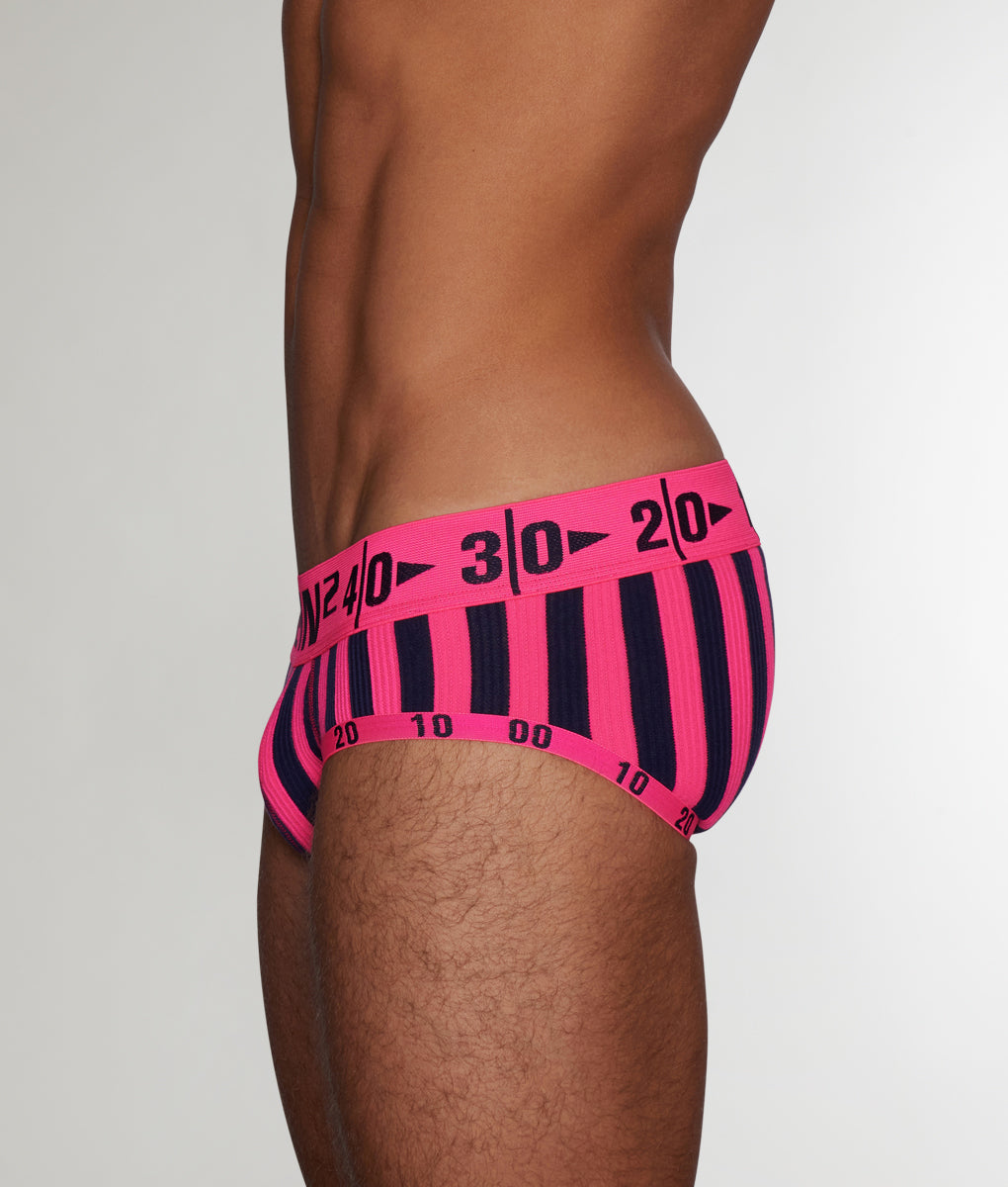 C-IN2 Hard Brief C-IN2 Hard Brief Pascal-pink