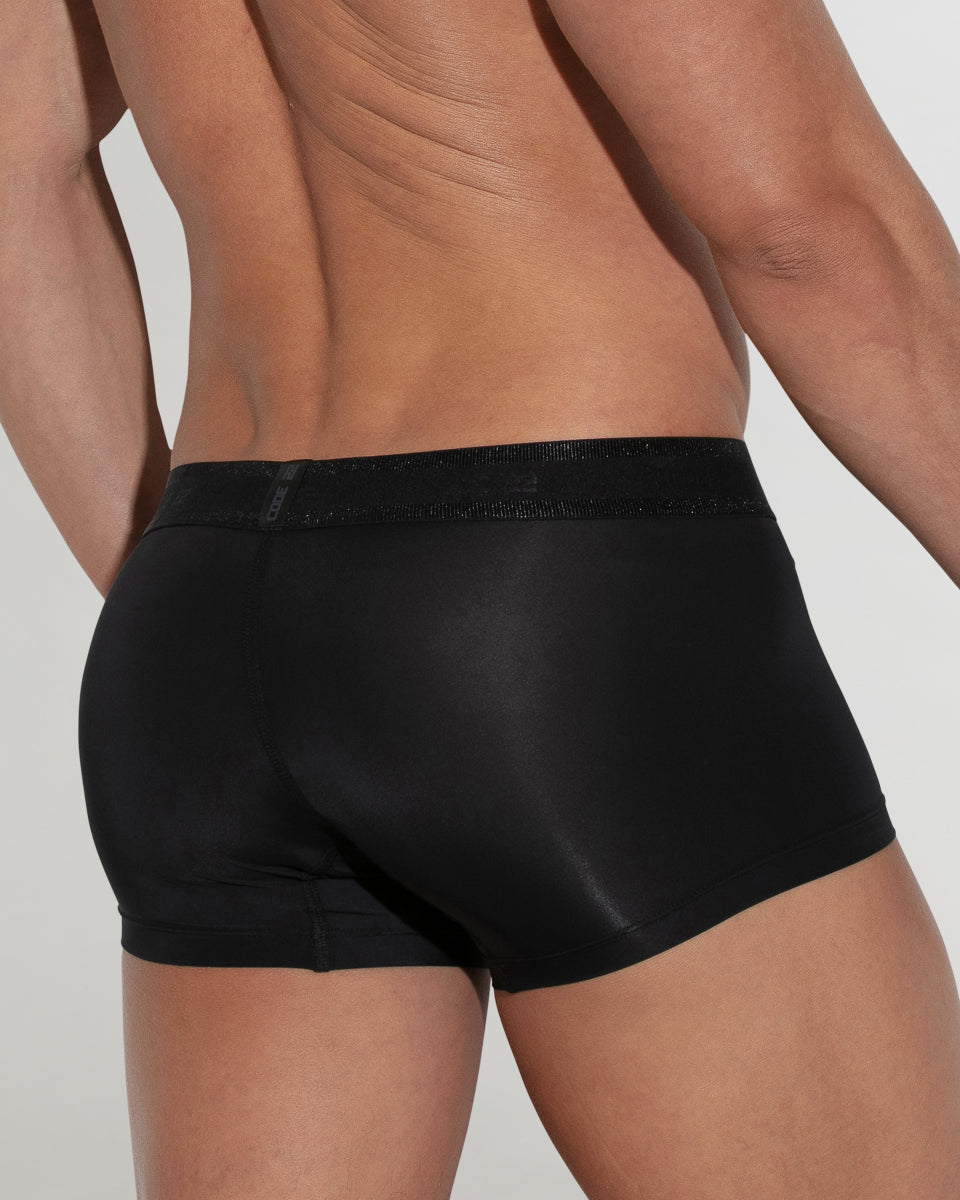 CODE 22 Core Trunk Black