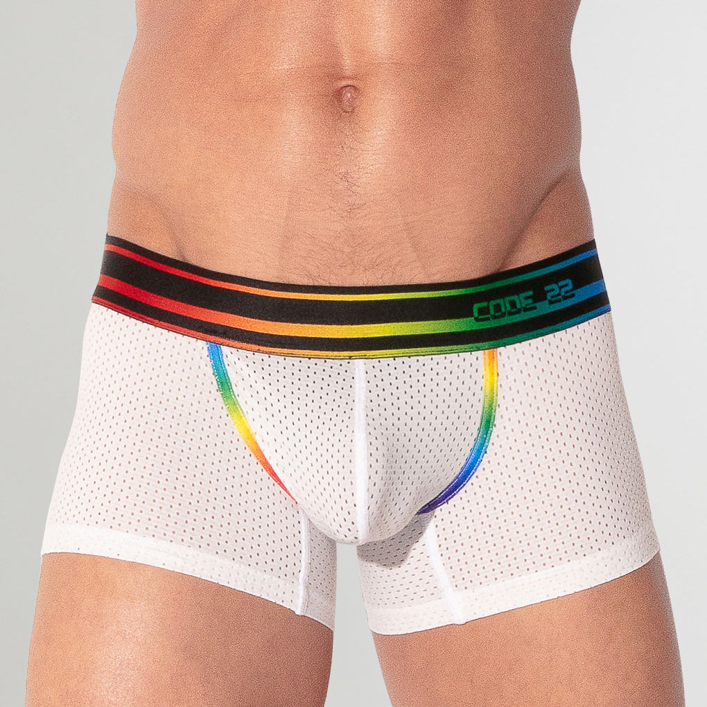CODE 22 Pride 26 Trunk White