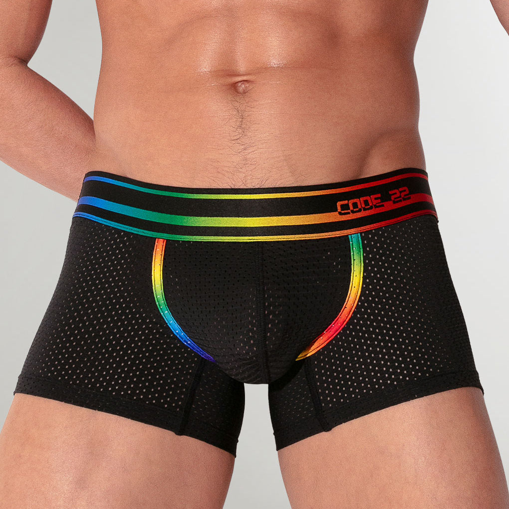 CODE 22 Pride 26 Trunk Black