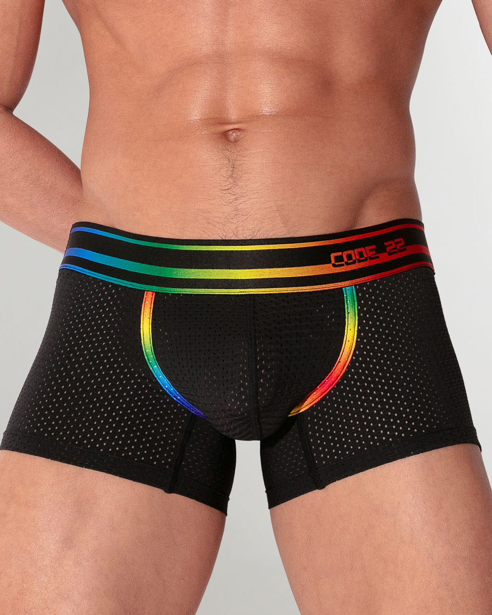 CODE 22 Pride 26 Trunk Black