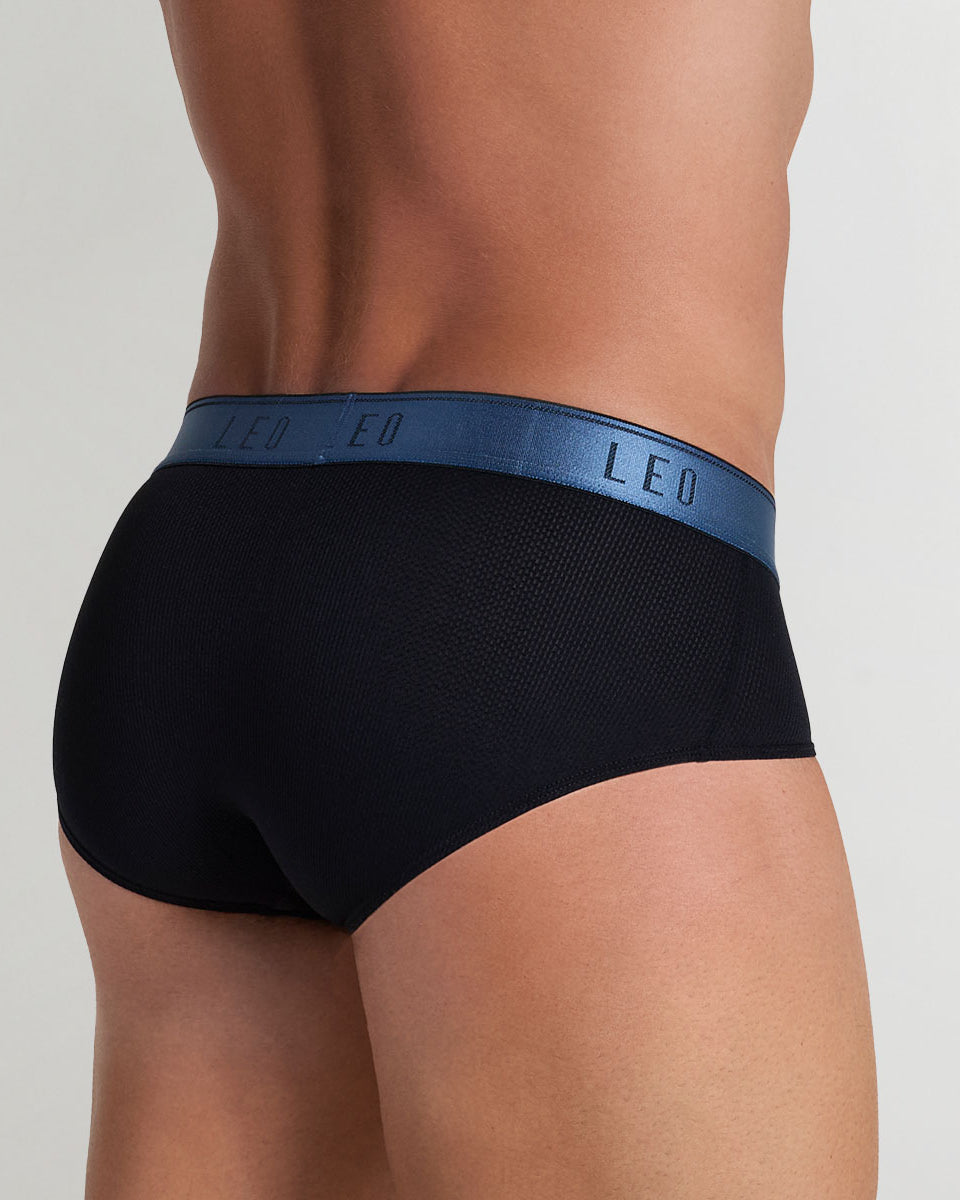 Leonisa Ultra-Light Brief Black-blue