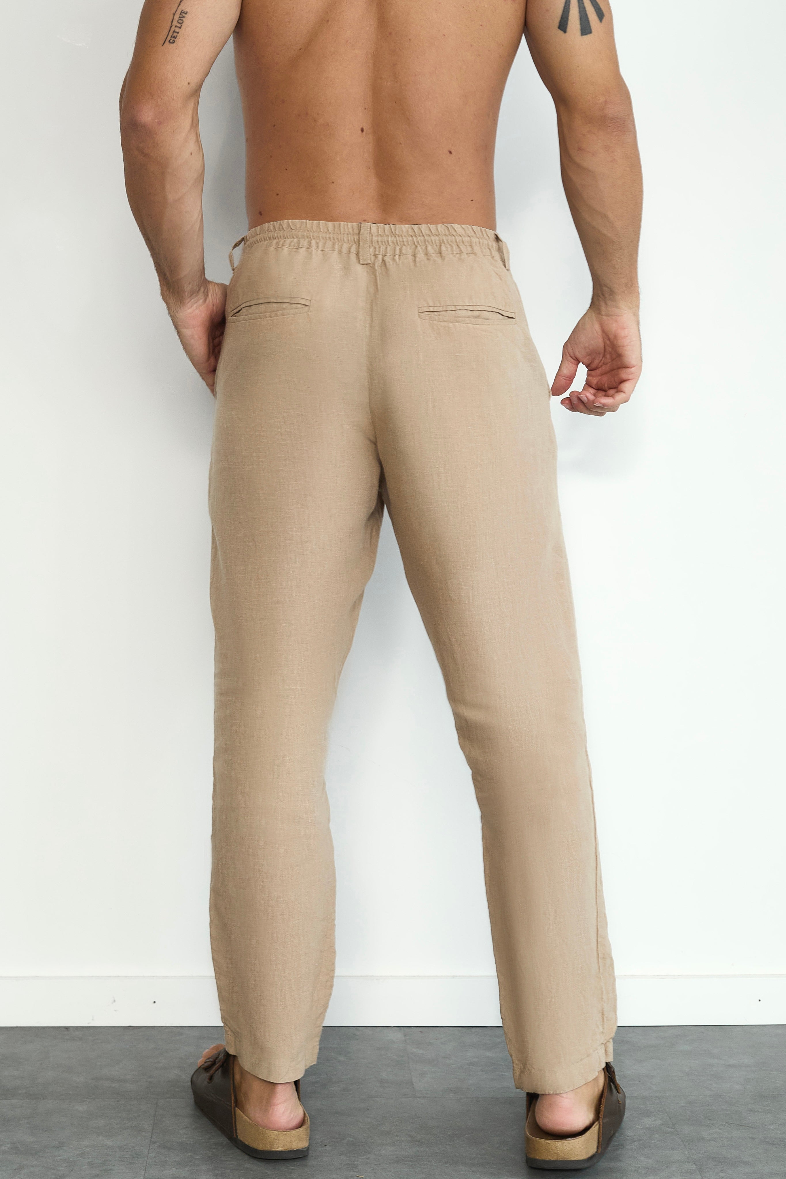 Etalon Perfect Beige Linen Pant - men's linen pants back pockets, back view