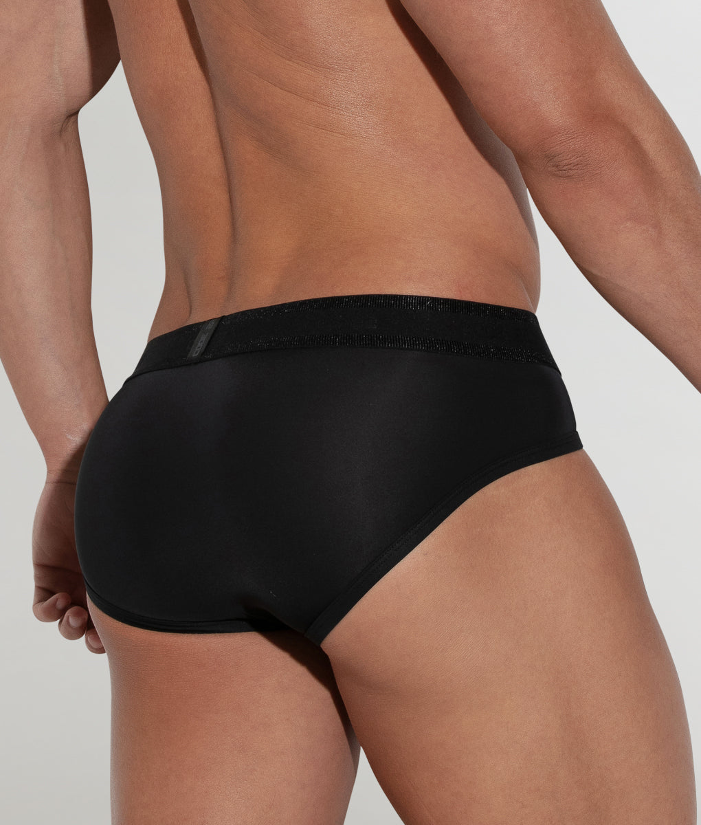 CODE 22 Core Brief Black
