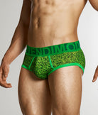 Modus Vivendi Grass Brief Green