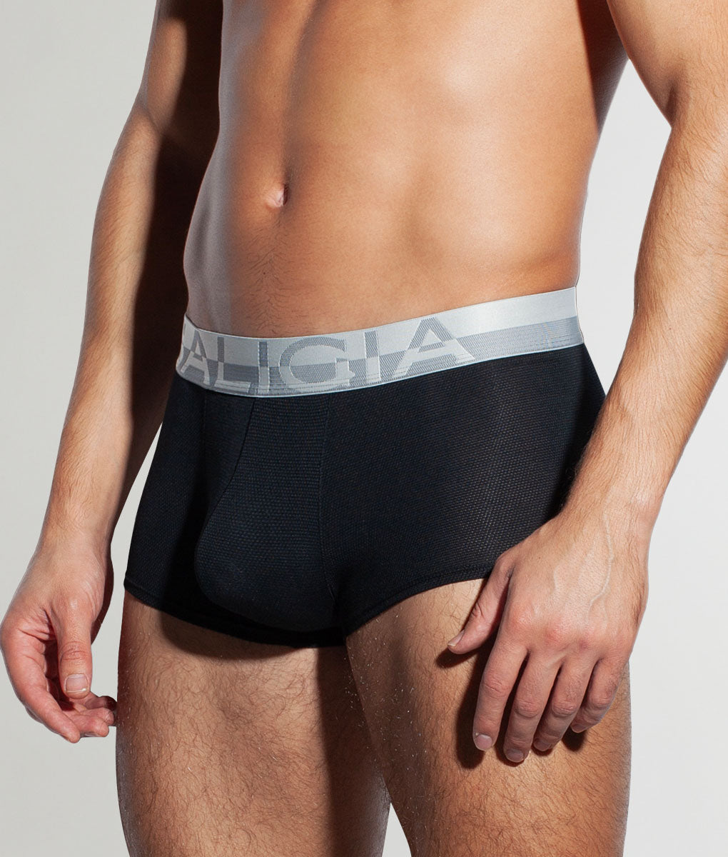 Saligia Aerobic Race Trunk Black