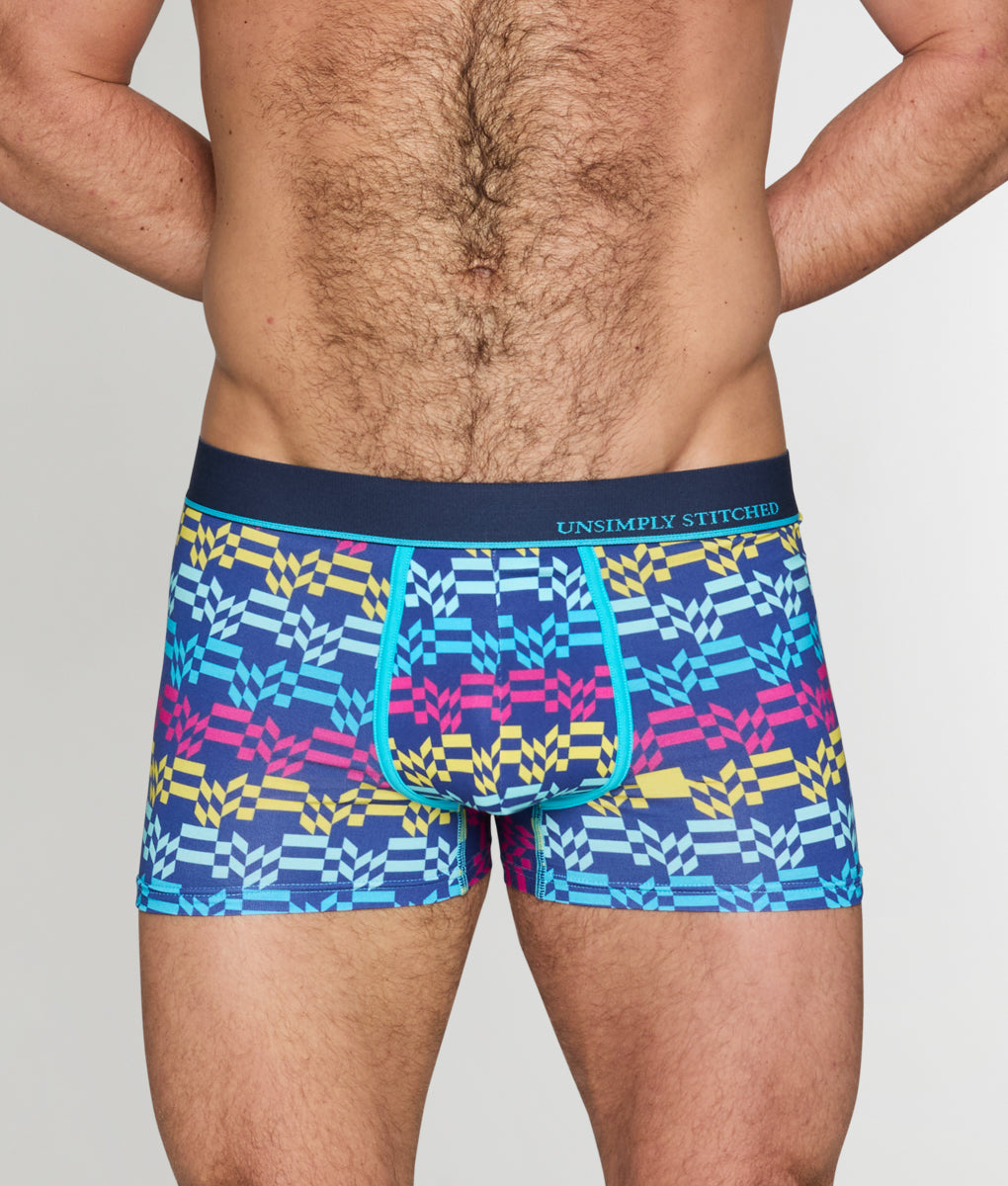 Schne Trunks And Briefs Bilder